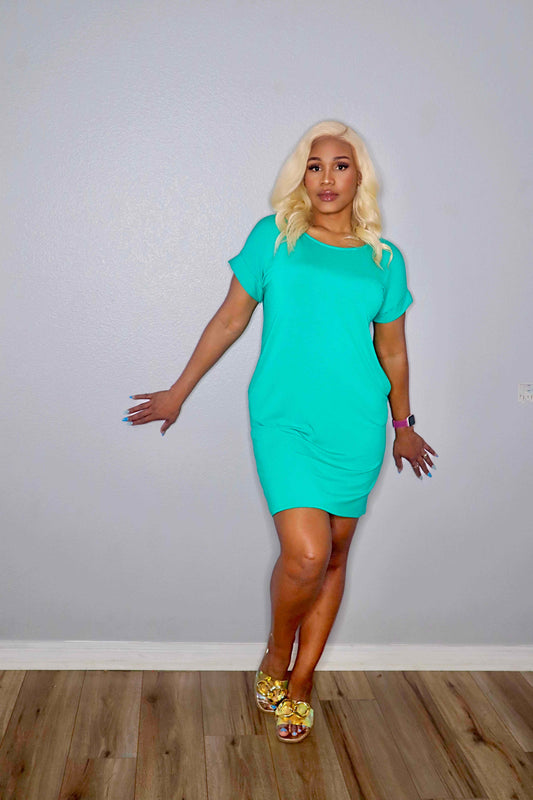 The Chill Dress with Pockets Kelly Green